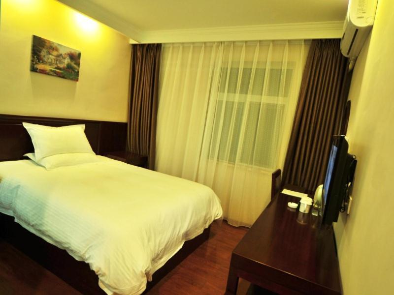 Greentree Inn Yunnan Kunming Chenggong University City Shilin Street Express Hotel מראה חיצוני תמונה