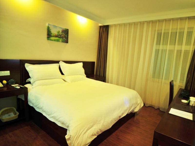 Greentree Inn Yunnan Kunming Chenggong University City Shilin Street Express Hotel מראה חיצוני תמונה