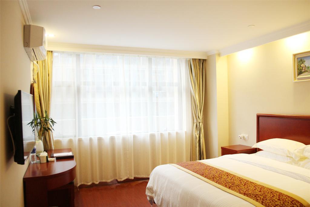 Greentree Inn Yunnan Kunming Chenggong University City Shilin Street Express Hotel מראה חיצוני תמונה