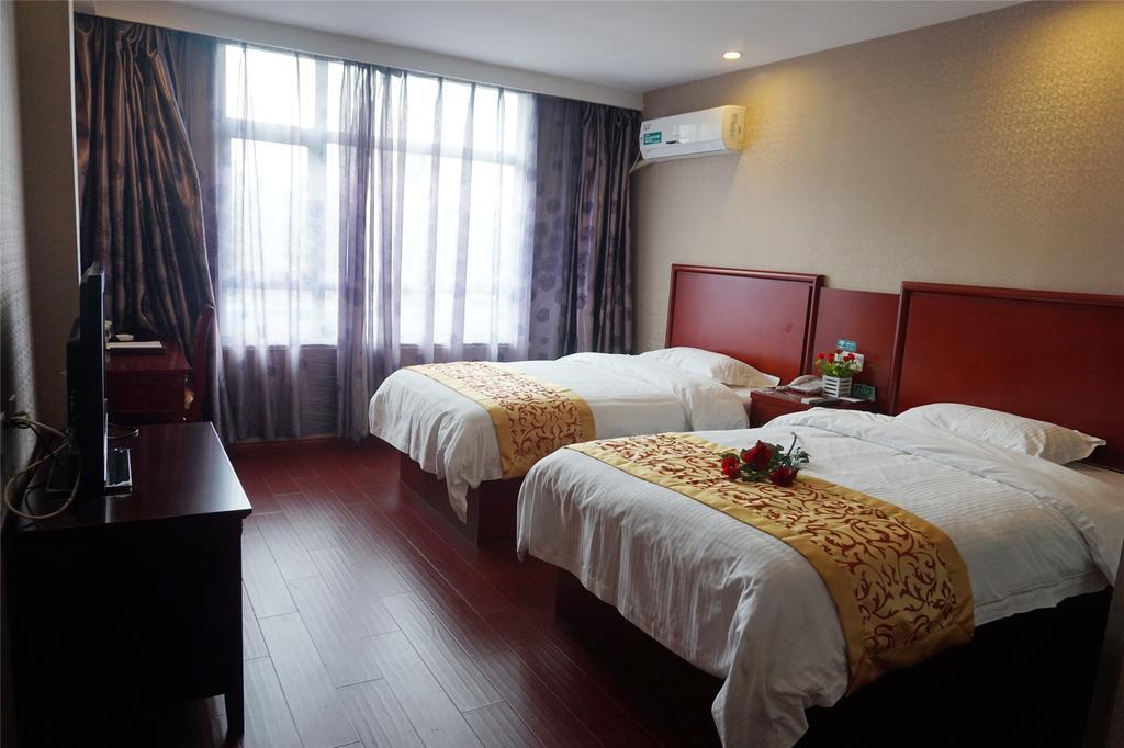 Greentree Inn Yunnan Kunming Chenggong University City Shilin Street Express Hotel מראה חיצוני תמונה