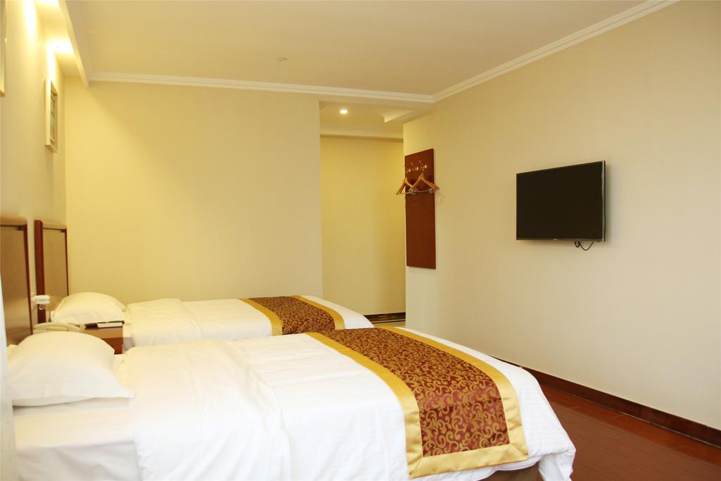 Greentree Inn Yunnan Kunming Chenggong University City Shilin Street Express Hotel מראה חיצוני תמונה