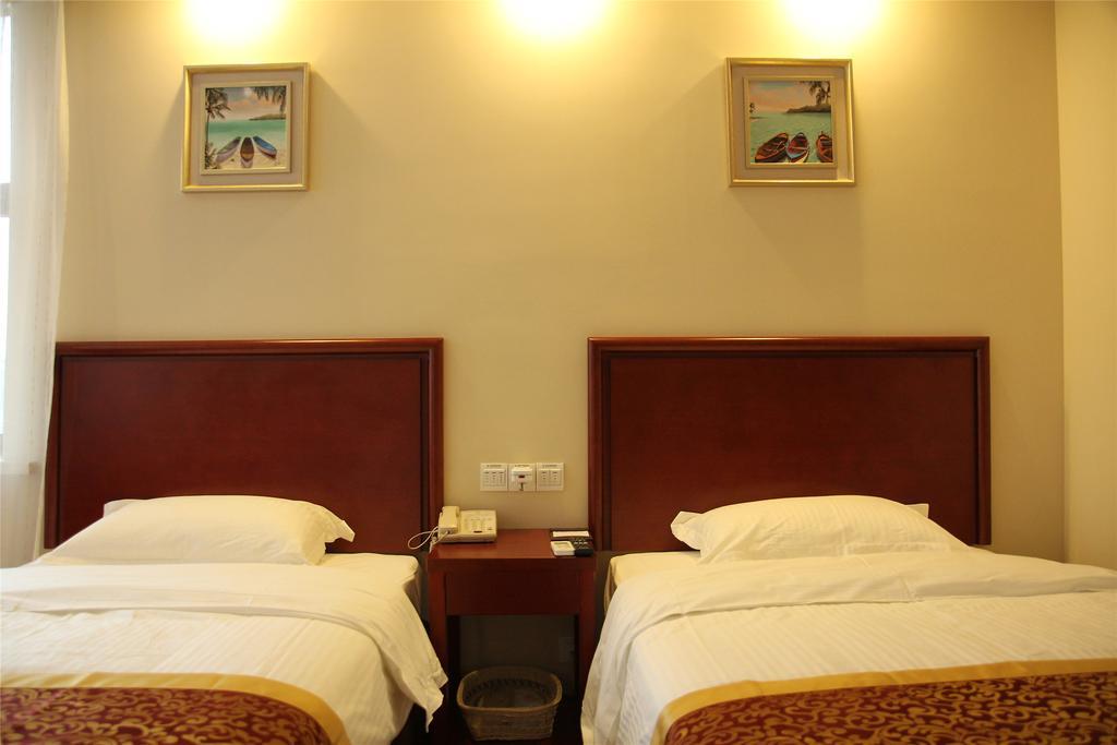 Greentree Inn Yunnan Kunming Chenggong University City Shilin Street Express Hotel מראה חיצוני תמונה